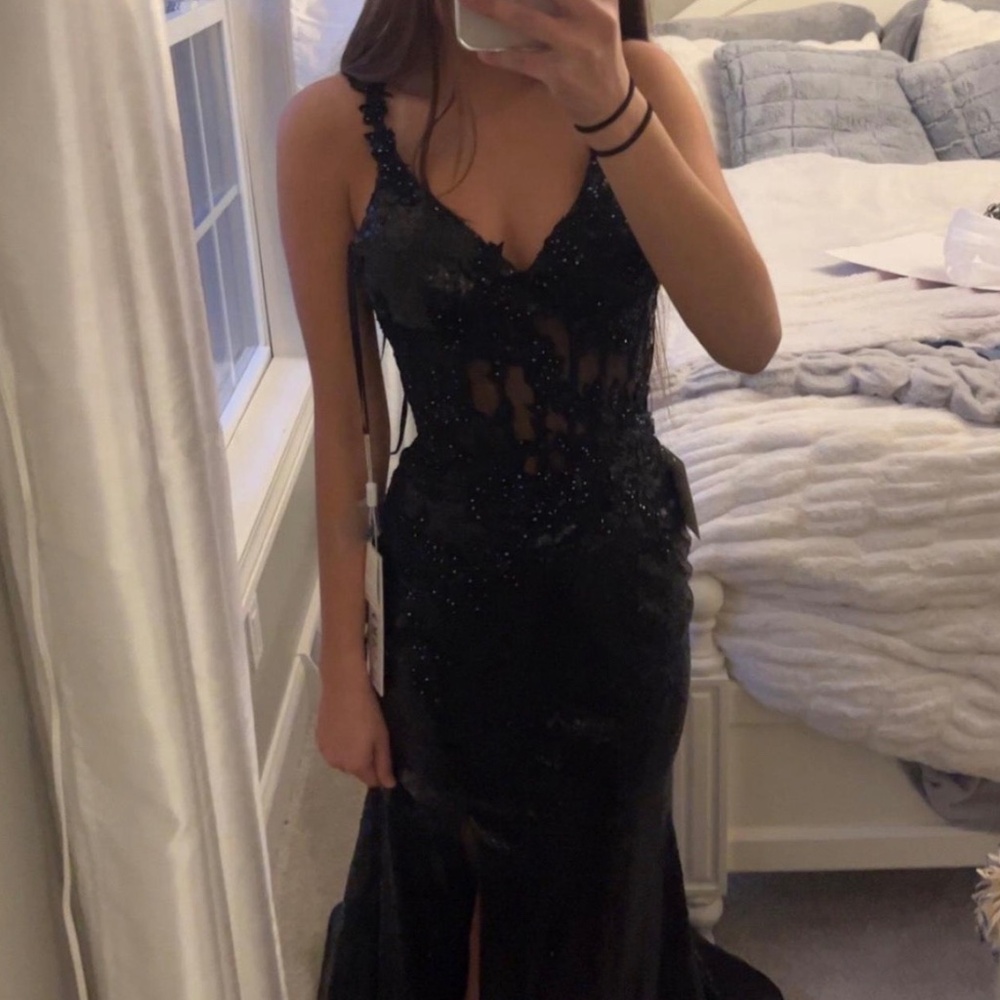 COLORS prom dress